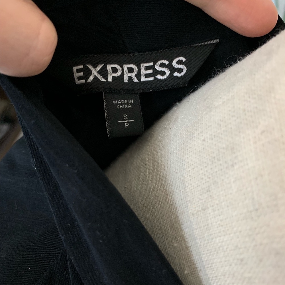 EXPRESS | Simple & Classy Black Dress - Picture 7 of 8